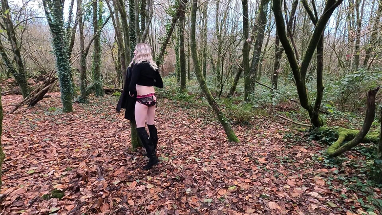 The Midnight Minx: Zaneprázdněný chilly šťastný konec