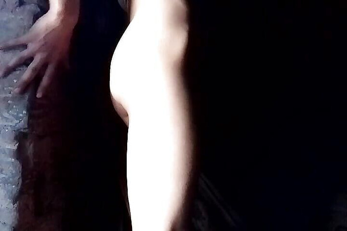 Gangbang straight: 육덕 거유녀를 위한 벌거벗은 보지