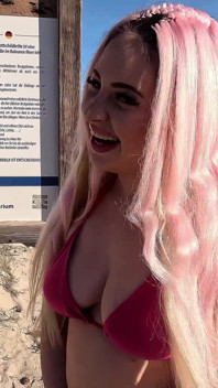 Rischioso sesso anale pubblico amatoriale con la ragazza tedesca Maria gail di sconosciuti all'aperto in spiaggia