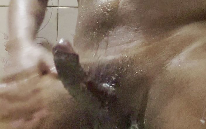 Hacker Boy: 印度德西男孩想要骑乘他的女朋友的大鸡巴..R U Ready Babe？