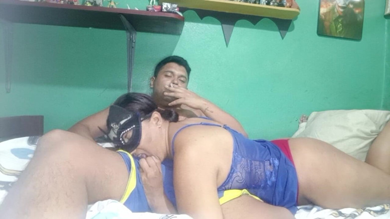BigassMILF40: mujhe apne daamaad ka land choosna pasand hai
