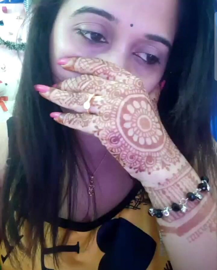 Kanchan devi: Smart Bhabi Hard Pussy Pumping on Video Call