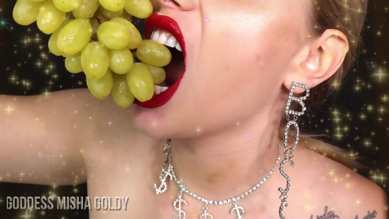 Goddess Misha Goldy: यह एक फूड पोर्न 2 है, लड़का!