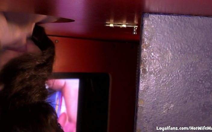 Cumdrinking Wife: Elle sert beaucoup de au gloryhole - épisode 3