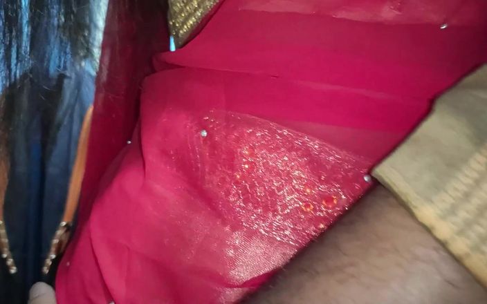 Vaishnavysharunraj: Red halfee ombligo lamer romance