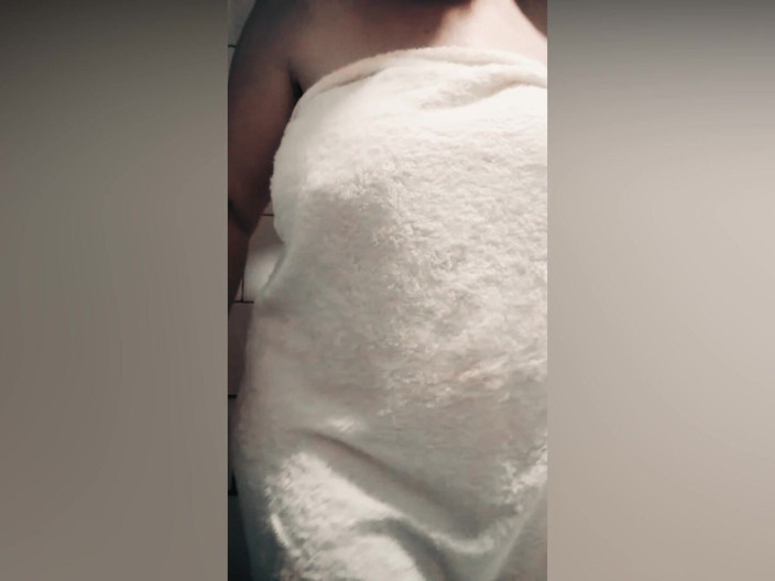 Mr_geenx: Stepson Watching Stepmother in the Bathroom - Mature 57y Old Stepmom Takes...