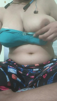 おっぱい押し付けフルホーニーボディフル満足