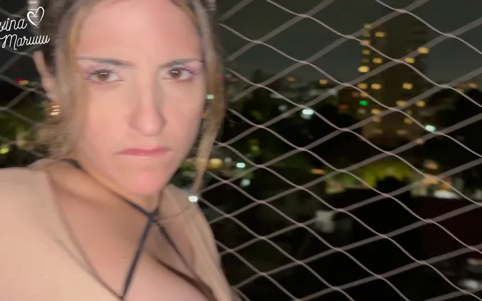 DivinaMaruuu: I Give My Ass to a Stranger