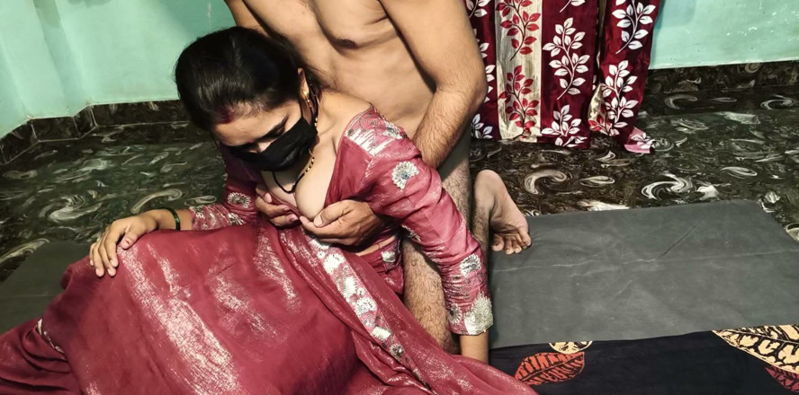 yongboy1: Indiska nyligen par Saree hårt knullar desi vacker indisk tjej...