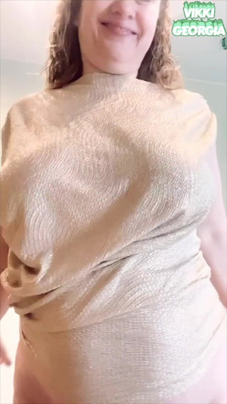 VikkiGeorgia: Pads Fetish