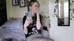 Fetpup: Nevlastní sestra tě nutí nosit její kalhotky SPH