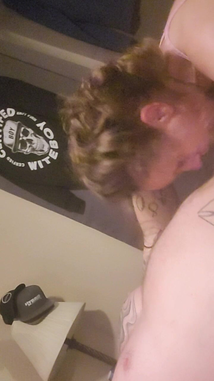 My throat demon: Sie macht es zu einem guten