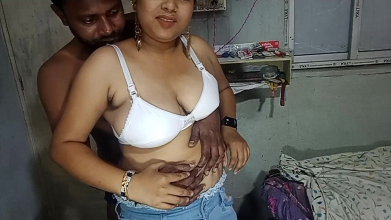 Desisupar93: Beautiful Model Vs Devar Romance