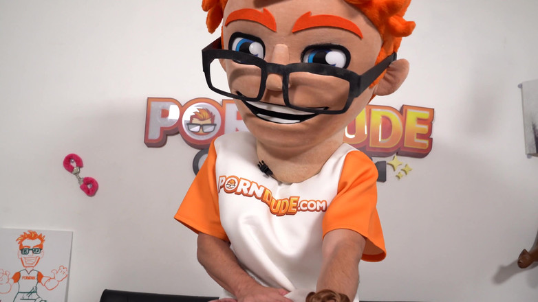 PornDudeCasting: Mazy Myers