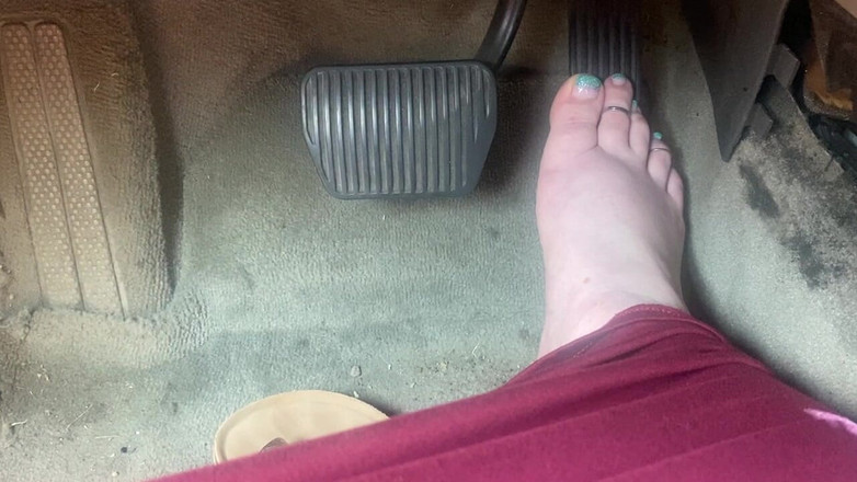 BellaBlast: Pedalpumpen in Sandalen - Fahren mit einem Fuß auf Gas und...