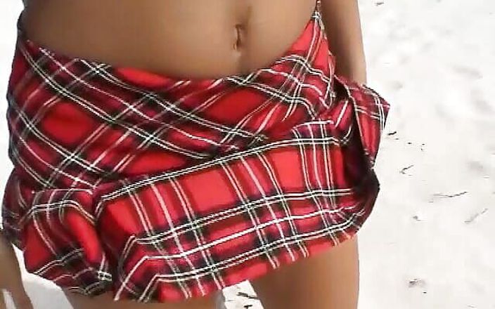 Planete Francaise: Superba ragazza francese con una figa pelosa adora scopare in...