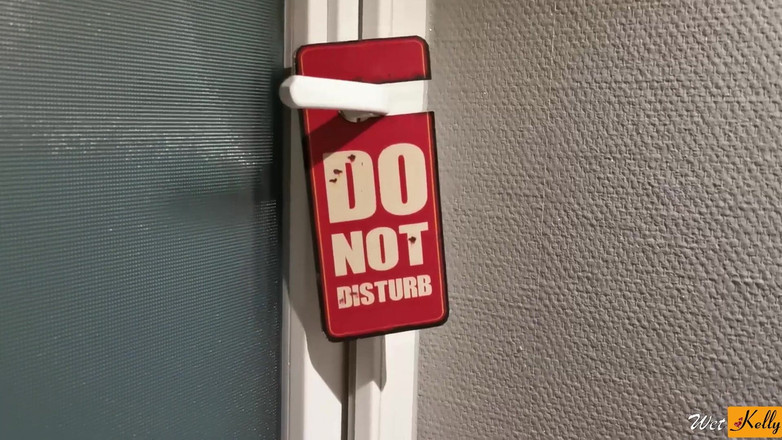 Wet Kelly: Sesso anale amatoriale - Moglie arrapata si prepara per il marito...