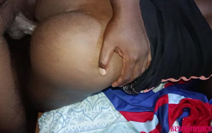 Kenyan Dick: Amatorska para w Pieska