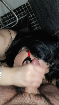 MILF Gets Face Fucked