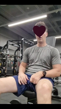 Solo Time in Gym