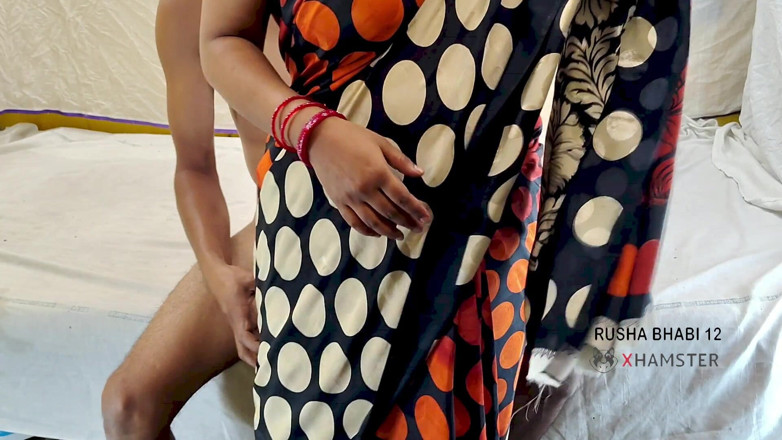 RUSHA BHABI: Desi Ex-hotwife Hardcore Fucking in Hindi Hot Couples