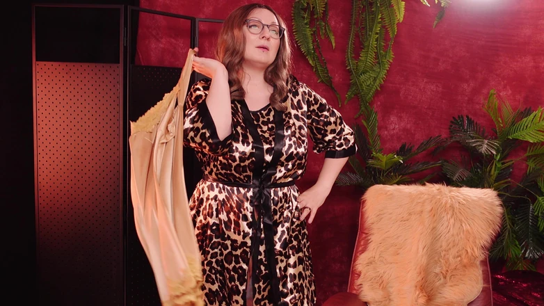Arya Grander: Satin Lingerie as Fetish... Hot MILF with Curvy Body - Try...