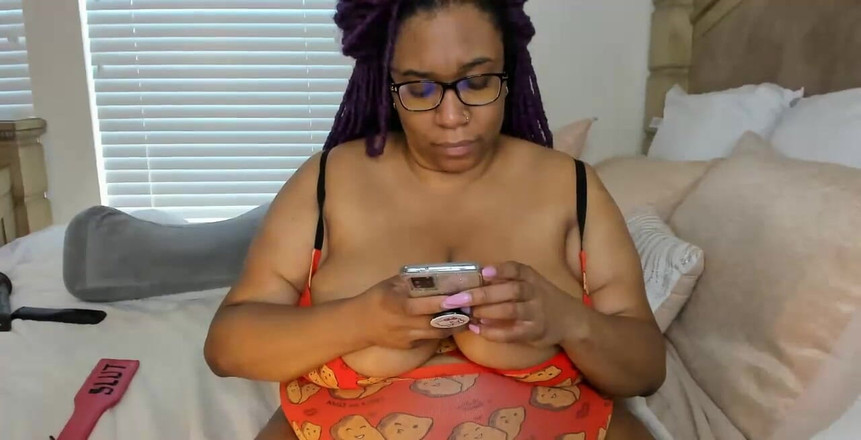 Josie4yourpleasure: Conjunto laranja e massagem com óleo