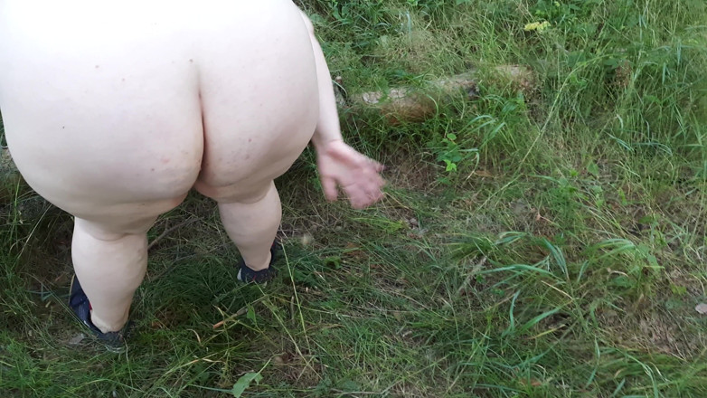 Helgafoxxy: Outdoor flogging hot BBW