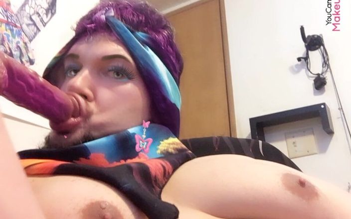 King Of Crossdress: Suckingonhugedildobaby