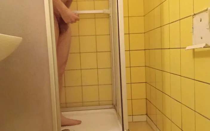 Ed Eden: Shower Masturbation