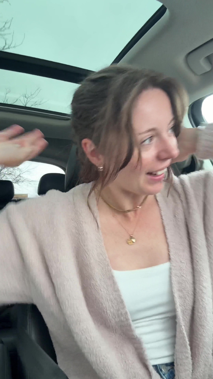 Nadia Foxx: Stříkání v a Tim Hortons Drive Thru!