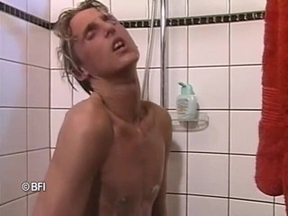 Xtreme boy's fucking boy's: DVD Xkiss - Gay casting