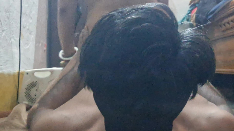 Busty Banuu: Desi Couple Sex