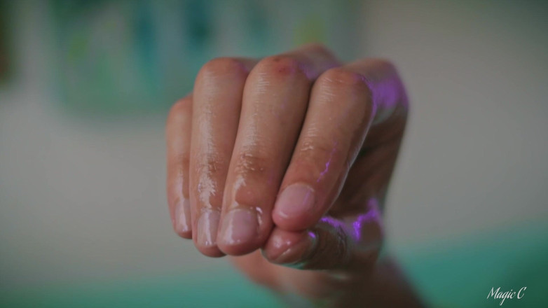 Magic C: 내 기름진 큰 트윈크 자지를 좋아해? 내 정액을 모두 핥을 수 있을까?