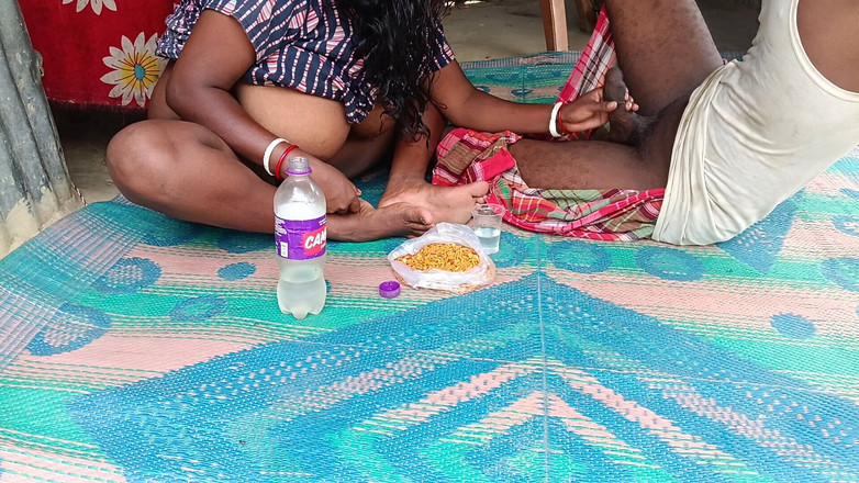 Nenika: デシ・バービーとの休憩