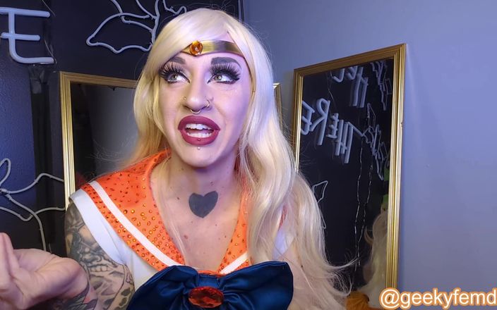 Geeky Femdom: Pelaut venus cucks tuxedo topeng