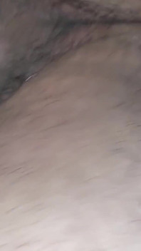 쪼이는 보지 섹스 토이에 사정
