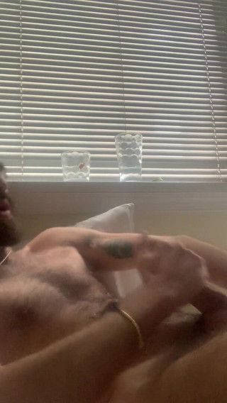Skinnyguy_6: Crot dan masturbasi anal