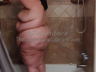 TheLadyBaine: SSBBW veloce mattina doccia