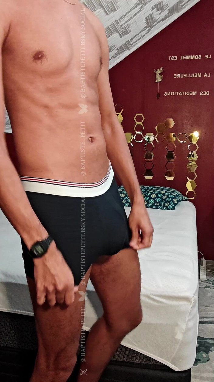 baptiste_petit: I Came Very Fast with This Sextoy.