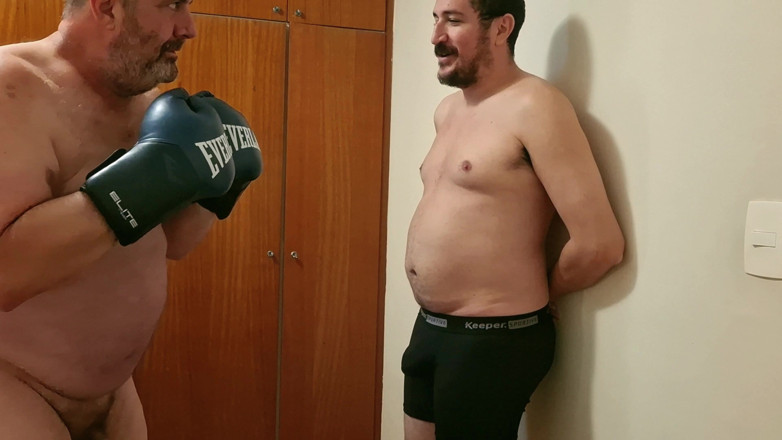 Punchbagplz: Silver Stepdaddy Boxer Vs. Punchbag - Body Shot Challenge