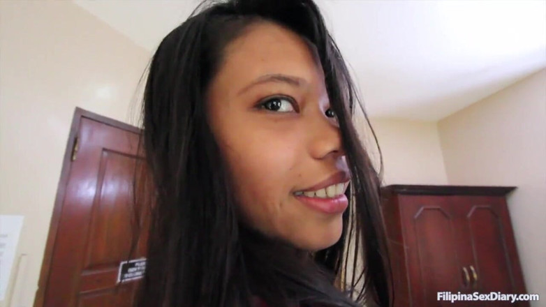 Sex Diary: Fun Asian gets fucked in both holes