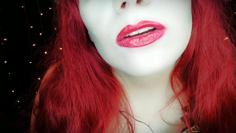 Scarlet Vixen: Exekutor ivy vás otráví svým polibkem (wmv)