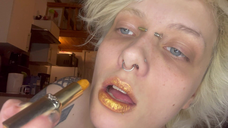 Glitterqueen1999: Usta Szminka fetysz bez makijażu Goth Girl