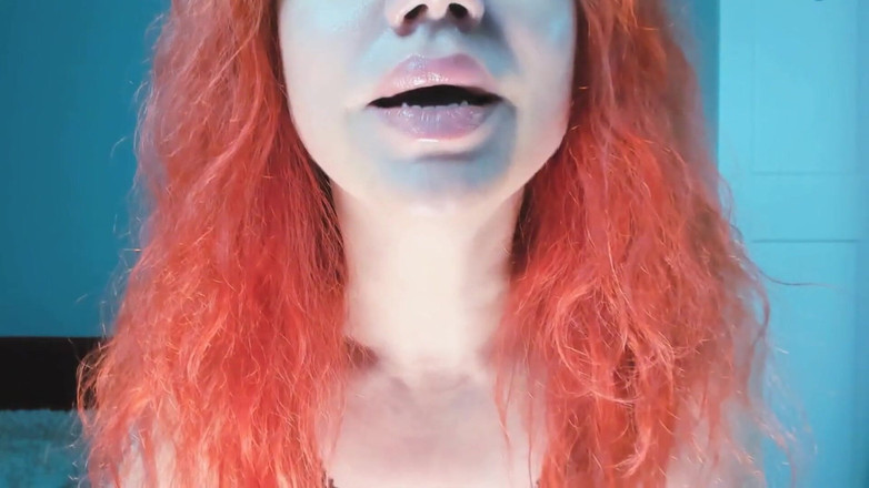 Ella Kross: Hipnotizante I'm Your New Religion HD Mp4