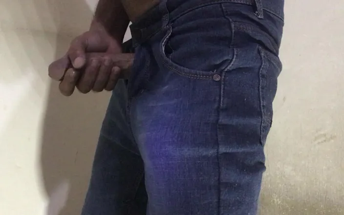 Preek Fans: Jean Jerk off for You