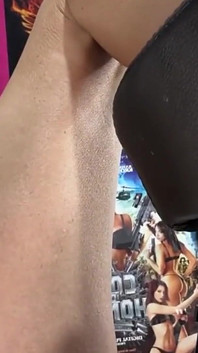 Falešná gynekologická klinika - Dr. říká, že potřebujete obě díry změnit velikost jako lék. 4K. POV. Kamera 7