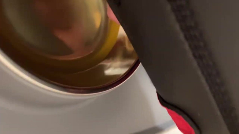 lonewanderer821: Pití chcanek hetero pána