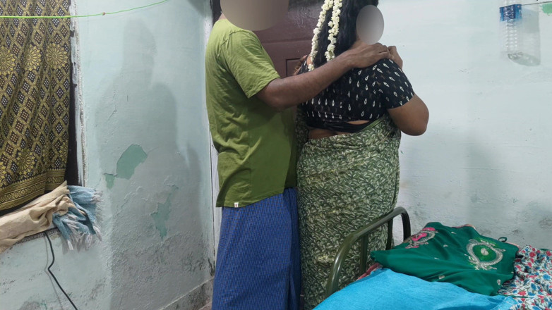 Mathvan: Makcik Mathvan berkongkek keras – video penuh 24 minit adalah di saluran...