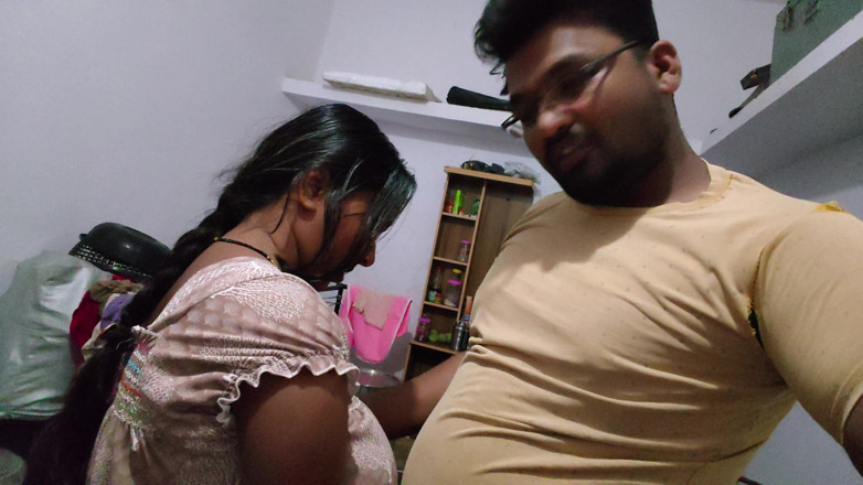 Premi pooja: Desi Hot Old Couple Night Sex - Hot Aunty Desi Look...